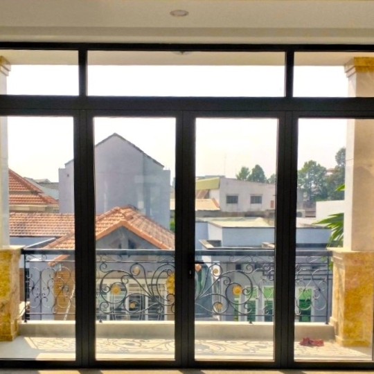 Cửa kính cách âm